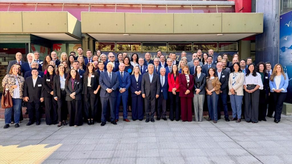 Fofecma abril Institucional